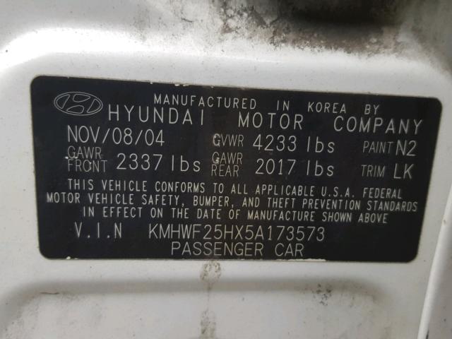 KMHWF25HX5A173573 - 2005 HYUNDAI SONATA GL WHITE photo 10