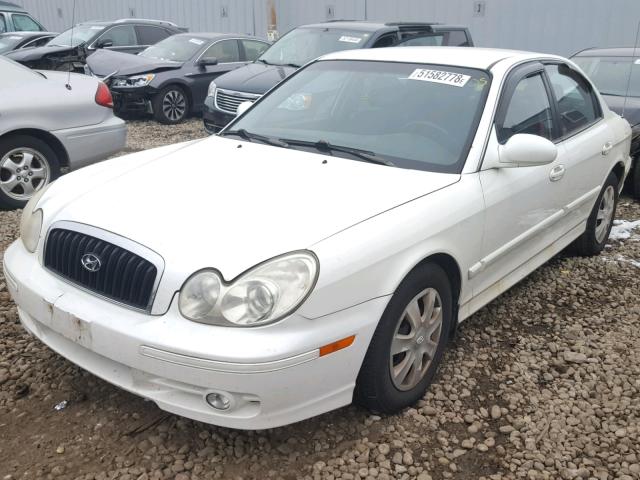 KMHWF25HX5A173573 - 2005 HYUNDAI SONATA GL WHITE photo 2