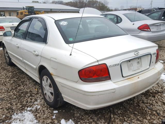 KMHWF25HX5A173573 - 2005 HYUNDAI SONATA GL WHITE photo 3