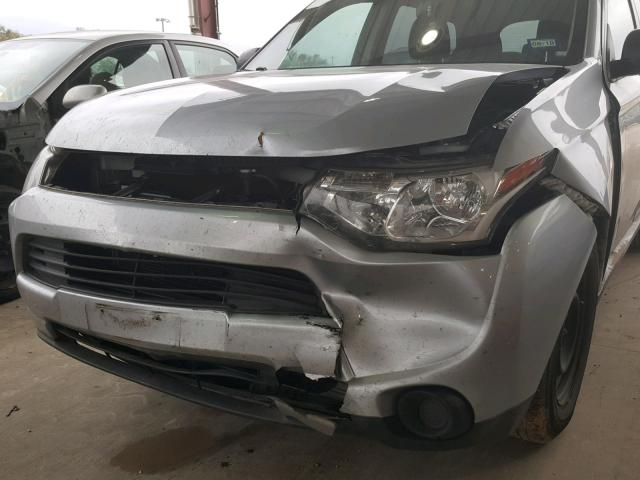 JA4AD2A35EZ001655 - 2014 MITSUBISHI OUTLANDER SILVER photo 9