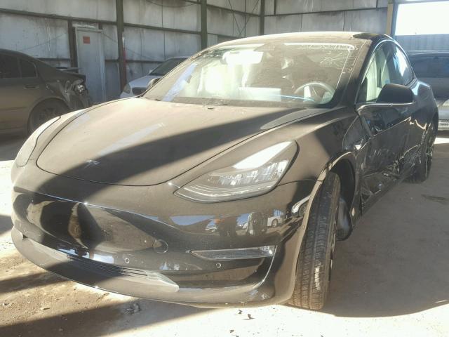 5YJ3E1EA0JF075953 - 2018 TESLA MODEL 3 BLACK photo 2