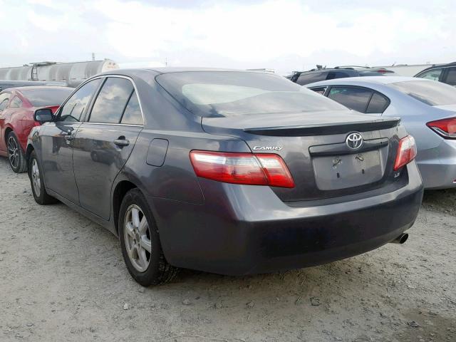 4T4BE46K97R003381 - 2007 TOYOTA CAMRY CE GRAY photo 3