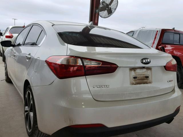 KNAFX4A81E5089327 - 2014 KIA FORTE EX WHITE photo 3