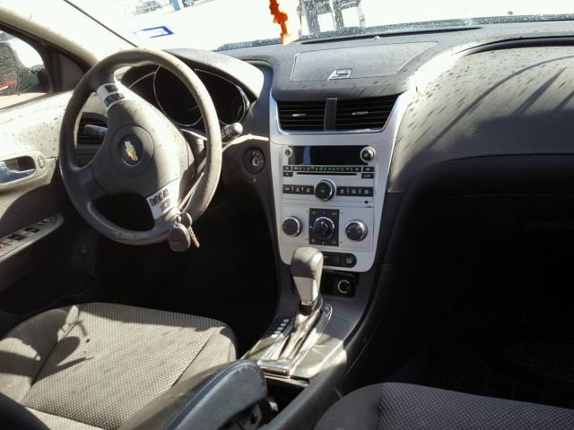 1G1ZC5EU7BF350371 - 2011 CHEVROLET MALIBU 1LT SILVER photo 9