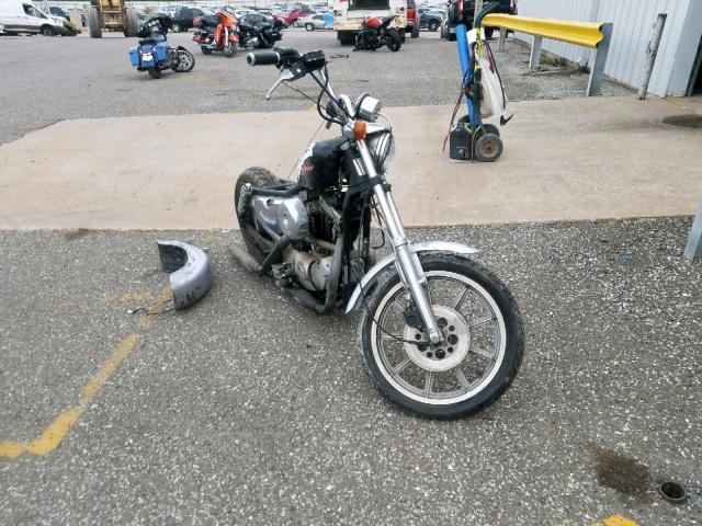 1HD1CCH11DY116999 - 1983 HARLEY-DAVIDSON XLX SILVER photo 1