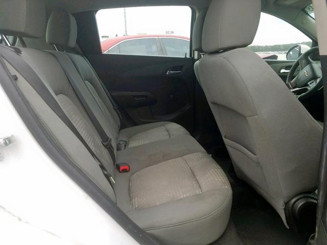 1G1JA6SH9E4213738 - 2014 CHEVROLET SONIC LS WHITE photo 6