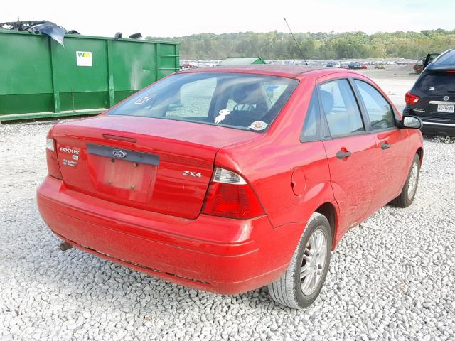 1FAFP34N55W134798 - 2005 FORD FOCUS ZX4 RED photo 4