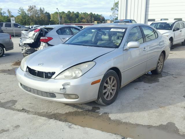 JTHBF30G020042112 - 2002 LEXUS ES 300 SILVER photo 2