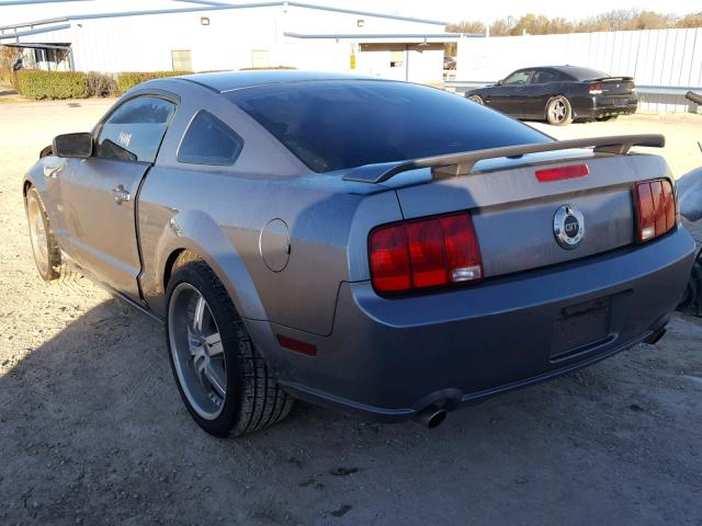 1ZVFT82HX75199457 - 2007 FORD MUSTANG GT GRAY photo 3