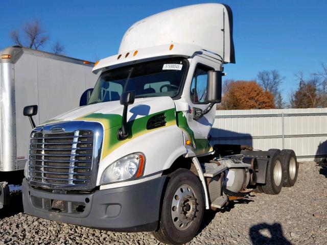 3AKJGBDV7ESFR4738 - 2014 FREIGHTLINER CASCADIA 1 WHITE photo 2