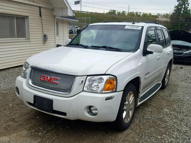 1GKET63M482137512 - 2008 GMC ENVOY DENA WHITE photo 2