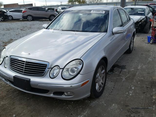 WDBUF65J04A583480 - 2004 MERCEDES-BENZ E 320 SILVER photo 2