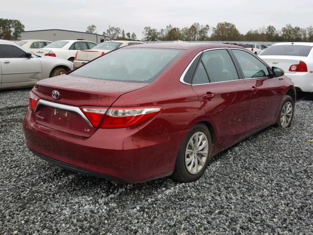 4T1BF1FK8HU615658 - 2017 TOYOTA CAMRY LE BURGUNDY photo 4