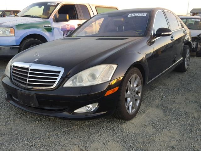 WDDNG71X87A057613 - 2007 MERCEDES-BENZ S 550 BLACK photo 2