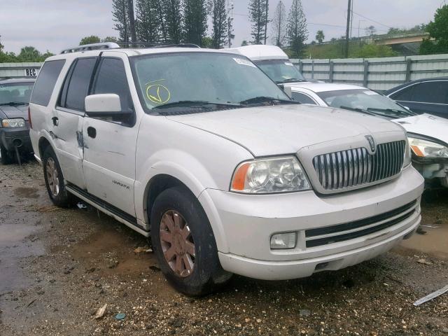 5LMFU27526LJ01682 - 2006 LINCOLN NAVIGATOR WHITE photo 1