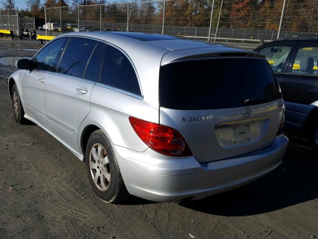 4JGCB22E77A045187 - 2007 MERCEDES-BENZ R 320 CDI SILVER photo 3