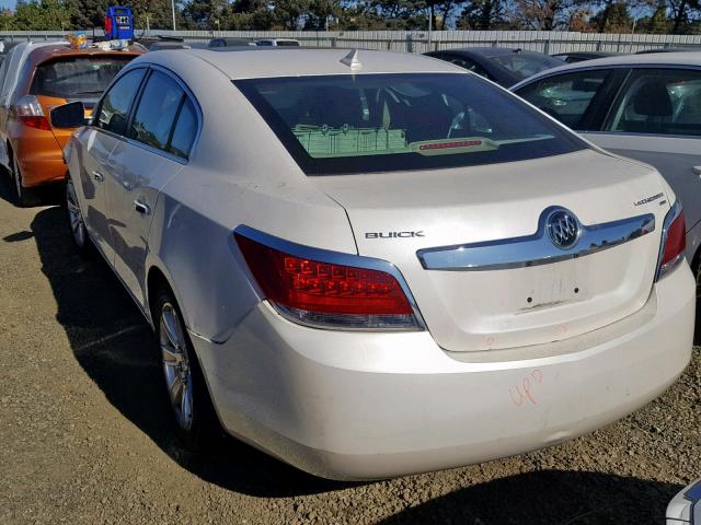 1G4GC5EG4AF178254 - 2010 BUICK LACROSSE C WHITE photo 3