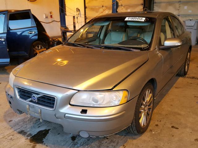 YV1RS592372618005 - 2007 VOLVO S60 2.5T TAN photo 2