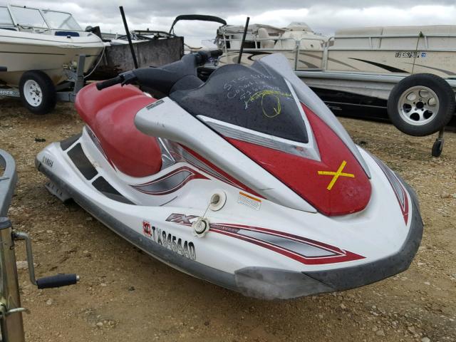 YAMA2147A606 - 2006 YAMAHA WAVERUNNER RED photo 1