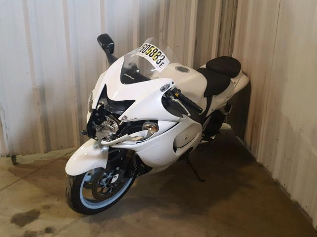 JS1GX72AX82108838 - 2008 SUZUKI GSX1300 R WHITE photo 2