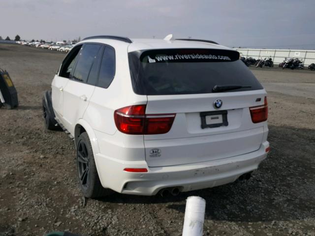 5YMGY0C56BLK27118 - 2011 BMW X5 M WHITE photo 3