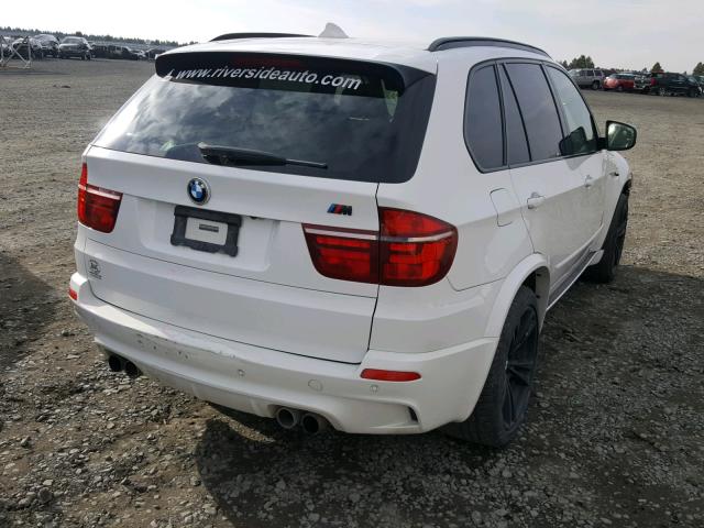 5YMGY0C56BLK27118 - 2011 BMW X5 M WHITE photo 4