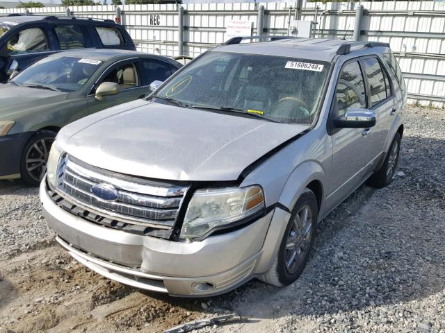 1FMDK06W88GA21684 - 2008 FORD TAURUS X L SILVER photo 2