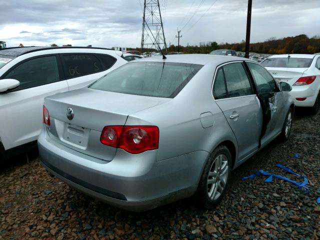 3VWEF71K47M069646 - 2007 VOLKSWAGEN JETTA WOLF SILVER photo 4