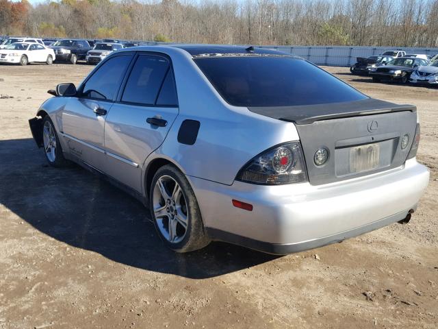 JTHBD192550095720 - 2005 LEXUS IS 300 SILVER photo 3