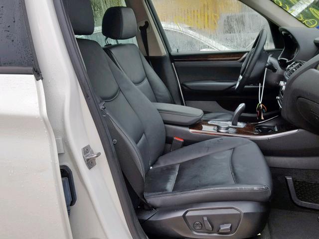 5UXWZ7C3XH0V93262 - 2017 BMW X3 SDRIVE2 WHITE photo 5