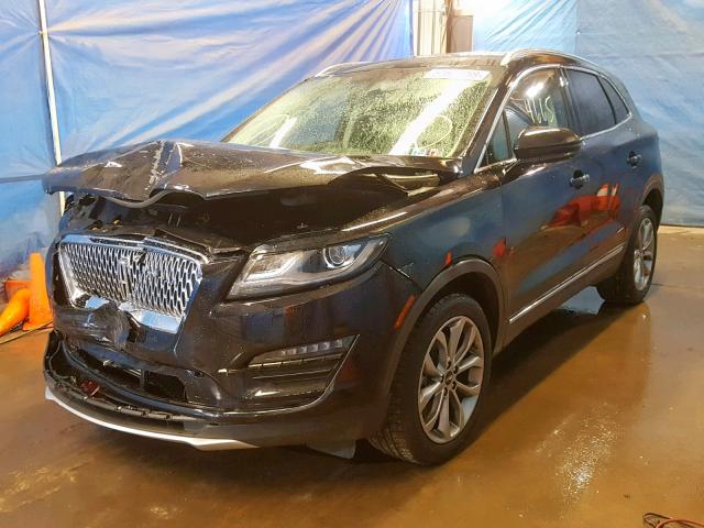 5LMCJ2D9XKUL09610 - 2019 LINCOLN MKC SELECT BLACK photo 2