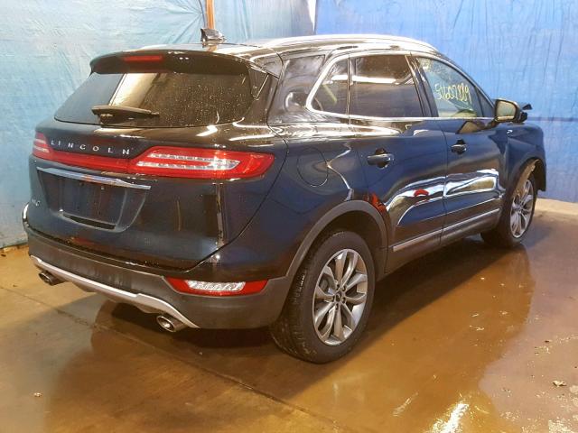 5LMCJ2D9XKUL09610 - 2019 LINCOLN MKC SELECT BLACK photo 4