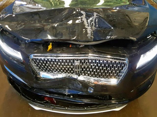 5LMCJ2D9XKUL09610 - 2019 LINCOLN MKC SELECT BLACK photo 9