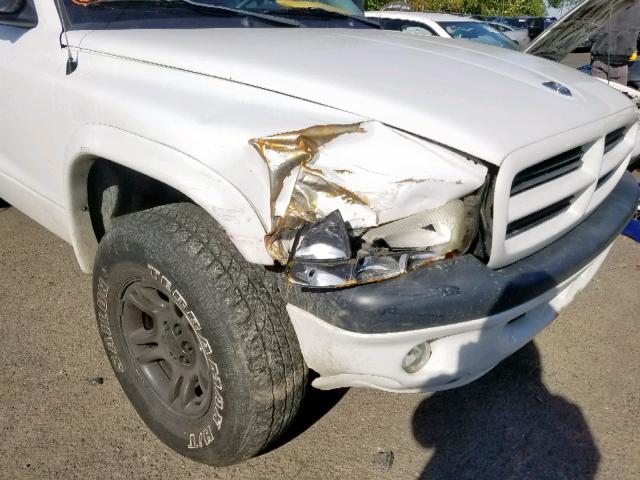 1B7GG32N12S503953 - 2002 DODGE DAKOTA SPO WHITE photo 9