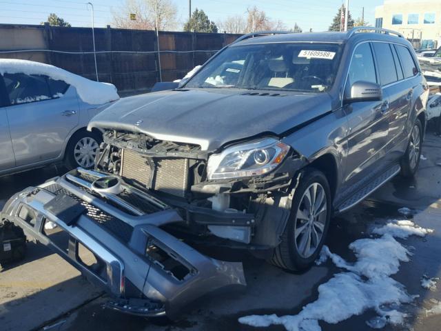 4JGDF7CE8EA395638 - 2014 MERCEDES-BENZ GL 450 4MA SILVER photo 2