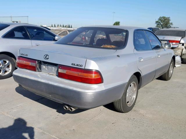 JT8BF12G0T0168036 - 1996 LEXUS ES 300 SILVER photo 4