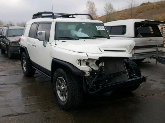 JTEBU4BF4BK099687 - 2011 TOYOTA FJ CRUISER WHITE photo 1