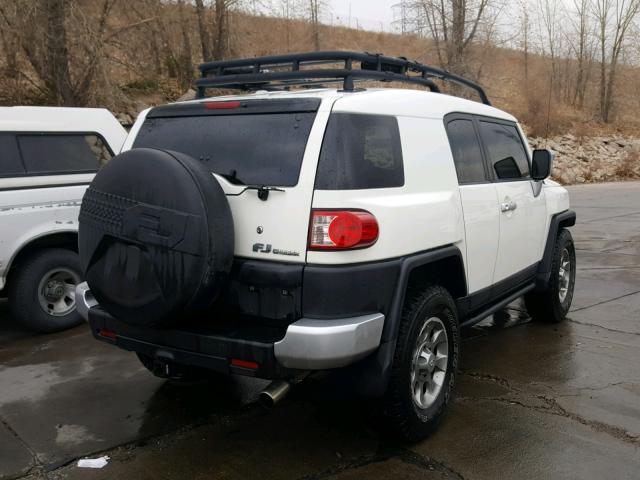 JTEBU4BF4BK099687 - 2011 TOYOTA FJ CRUISER WHITE photo 4