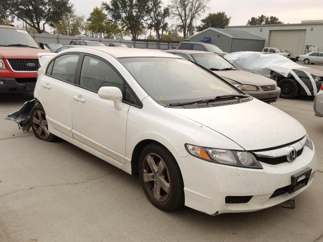 19XFA1F6XAE019527 - 2010 HONDA CIVIC WHITE photo 1