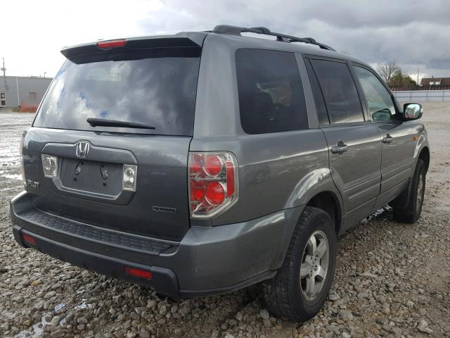 5FNYF18138B503118 - 2008 HONDA PILOT LX GRAY photo 4