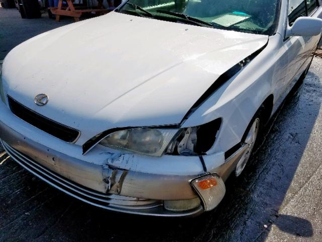 JT8BF22G7V5007968 - 1997 LEXUS ES 300 WHITE photo 9