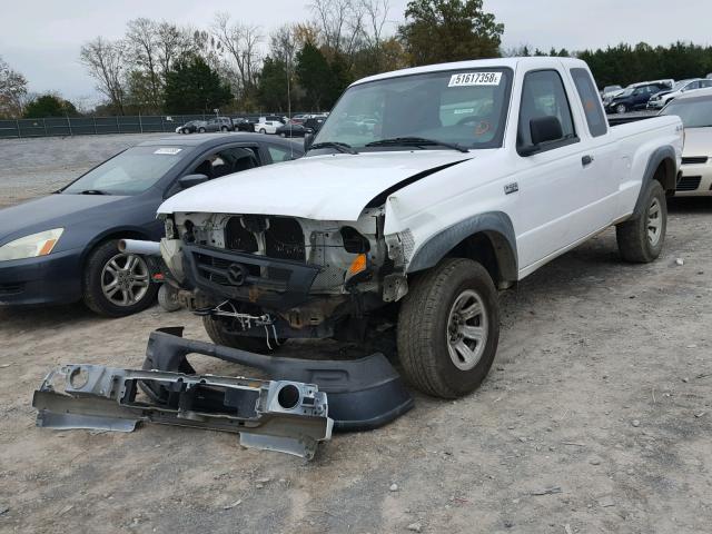 4F4ZR47E55PM01684 - 2005 MAZDA B4000 CAB WHITE photo 2