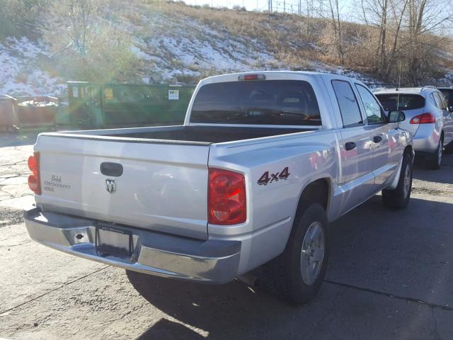 1D7HW48K86S534462 - 2006 DODGE DAKOTA QUA SILVER photo 4