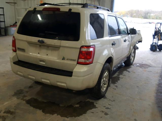 1FMCU4K34BKC28022 - 2011 FORD ESCAPE HYB WHITE photo 4