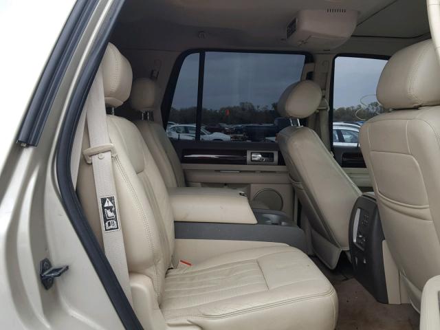 5LMFU28RX4LJ13898 - 2004 LINCOLN NAVIGATOR 棕色 照片 6