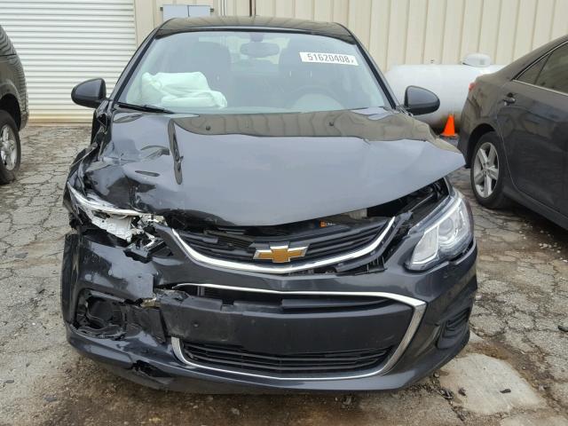 1G1JB5SHXH4162844 - 2017 CHEVROLET SONIC LS GRAY photo 9
