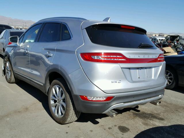 5LMCJ2D95HUL31409 - 2017 LINCOLN MKC SELECT SILVER photo 3