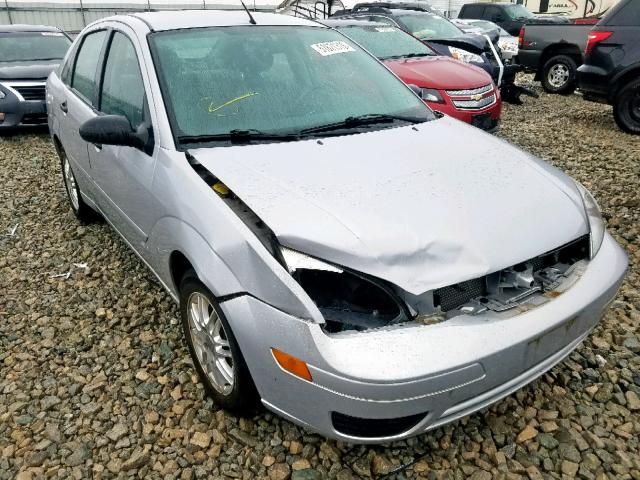 1FAFP34N17W256884 - 2007 FORD FOCUS ZX4 SILVER photo 1