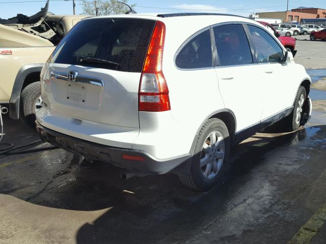 JHLRE38768C025929 - 2008 HONDA CR-V EXL WHITE photo 4