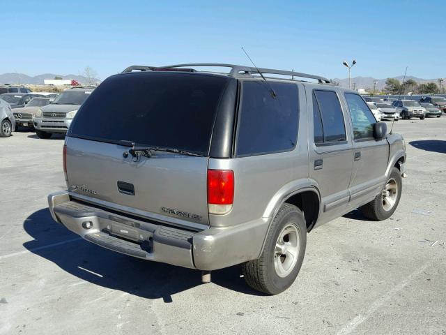 1GNCS13W812227656 - 2001 CHEVROLET BLAZER BEIGE photo 4